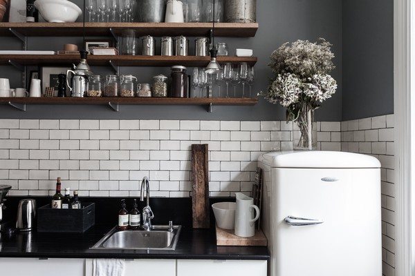 Kitchen design - Hannah in the house