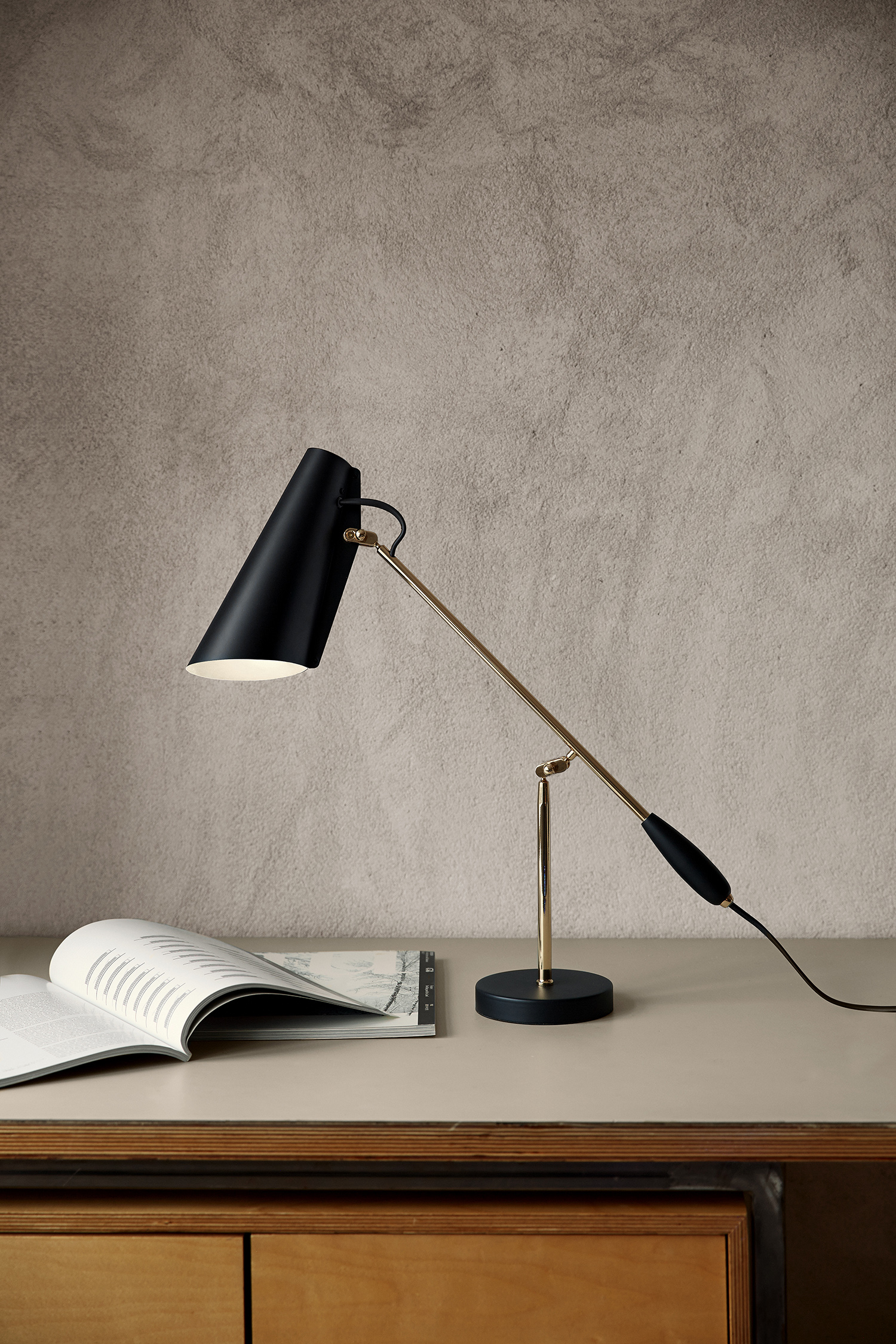 Birdy_table-black-on-desk-High-Res_Photo_Colin_Eick