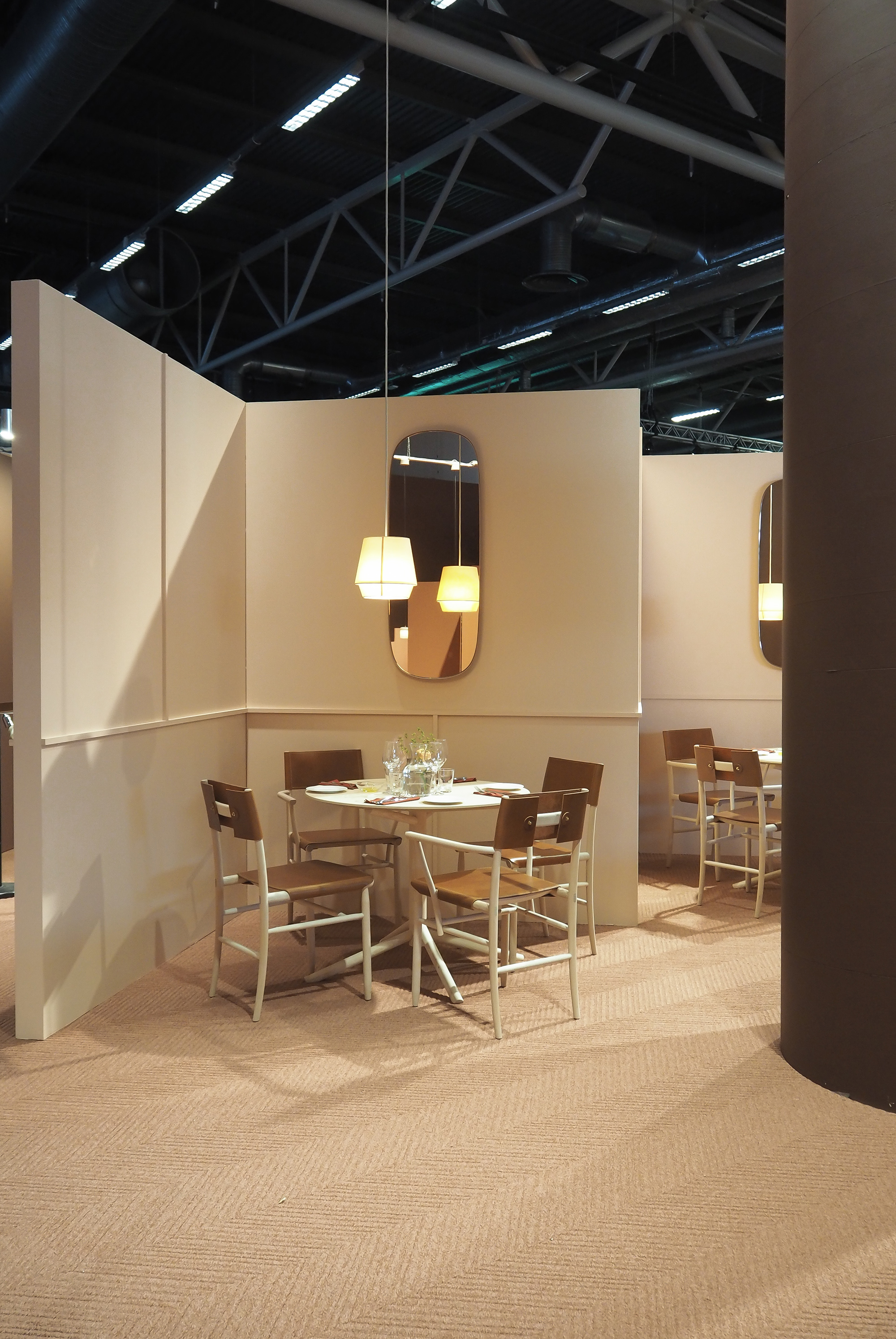 Note Design Studio, design bar. SFF17