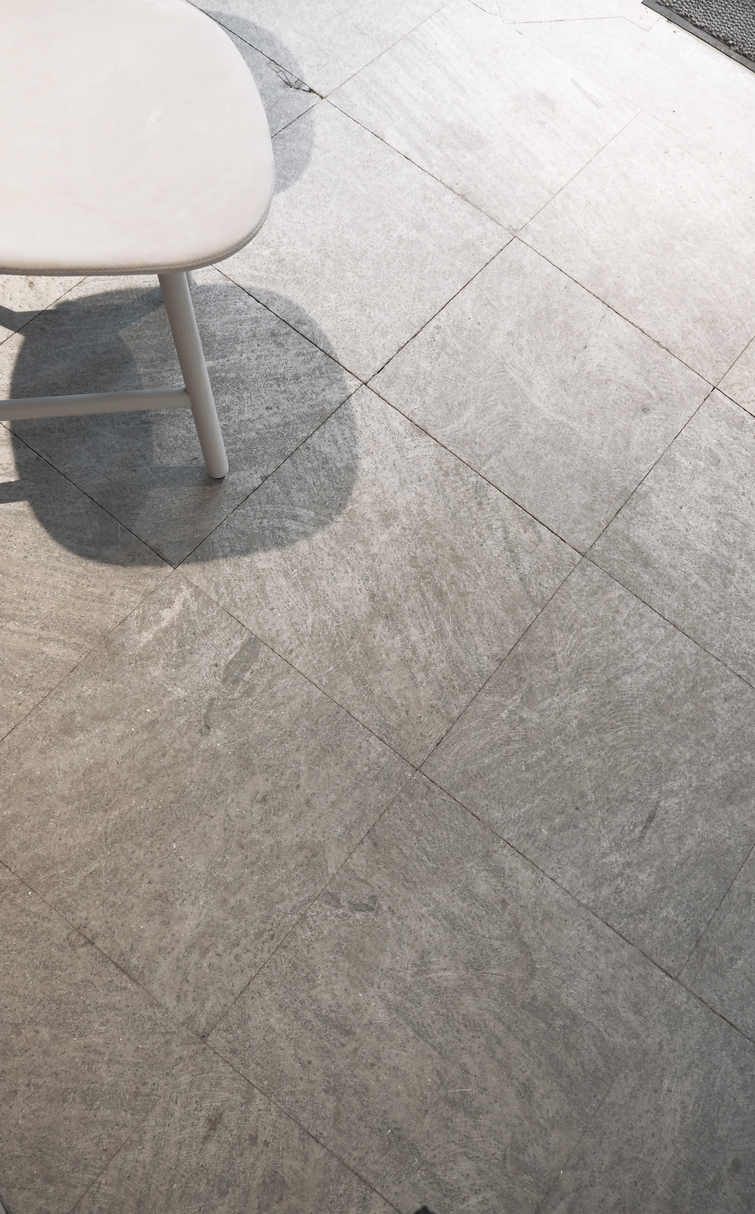 Note Design Studio x Sørensen leathers