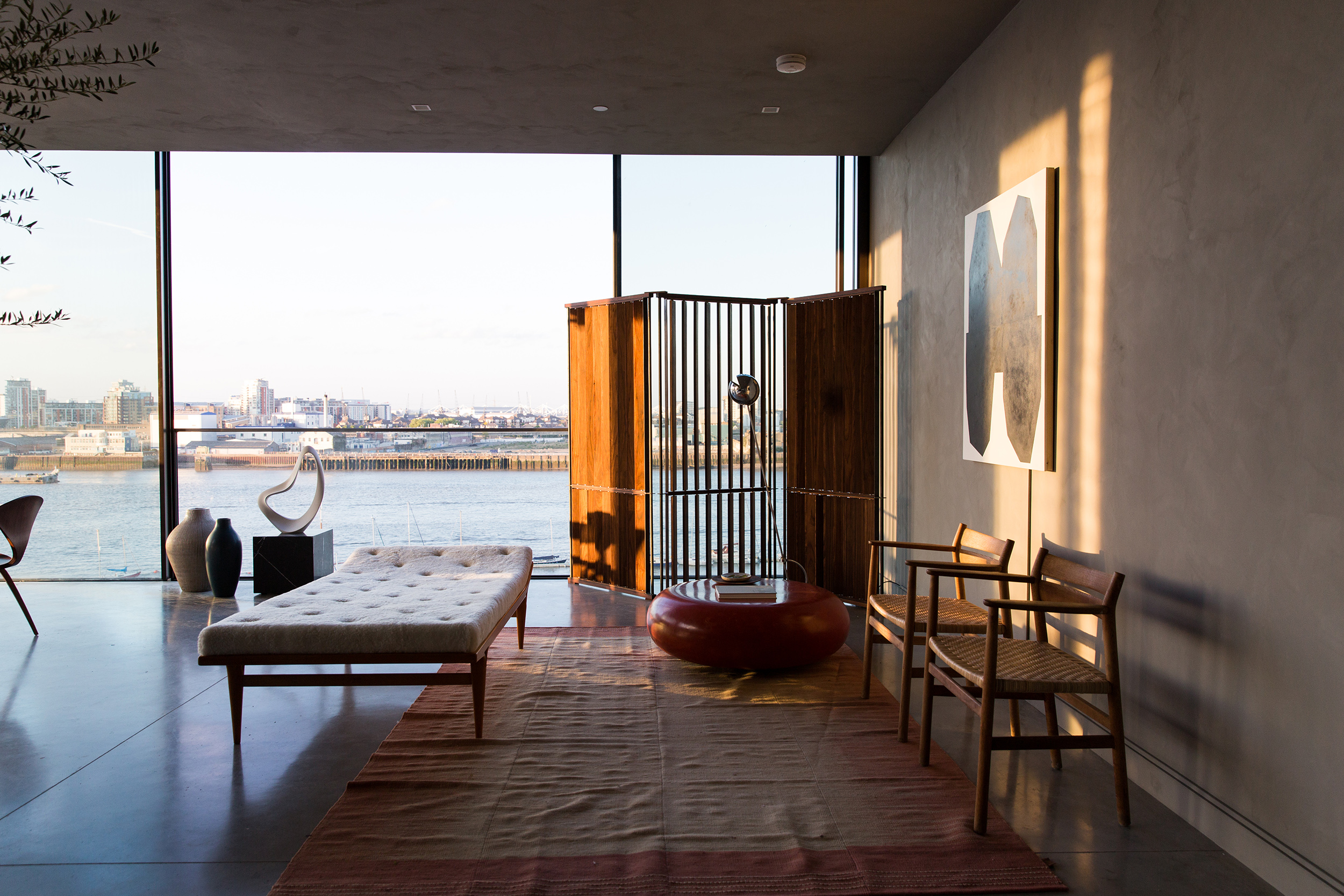 mid century minimalist apartment, The Cereal ABODE at the Greenwich Peninsula mid century minimalist apartment, The Cereal ABODE at the Greenwich Peninsula