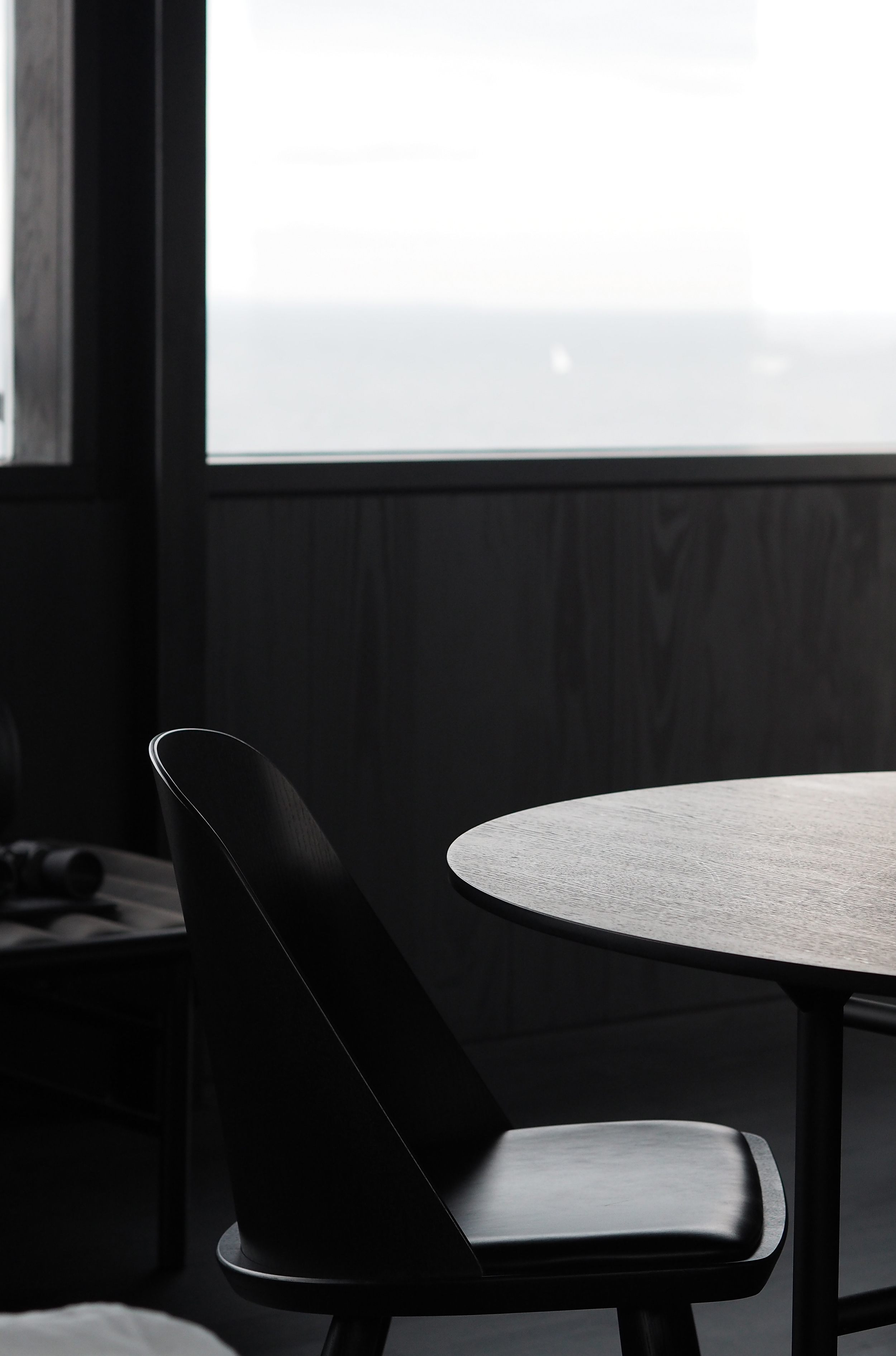 The Krane Copenhagen. A unique design hotel with a dark minimal interior